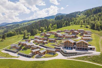 Aerial view of the holiday homes and apartments at Alps Resorts Bergresort Hauser Kaibling