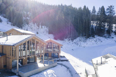 Detached luxury holiday homes in the snow at Alps Resorts Bergresort Hauser Kaibling