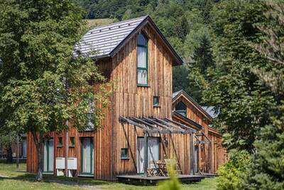 Detached, wooden holiday home in the mountains at Alps Resorts FerienPark Kreischberg