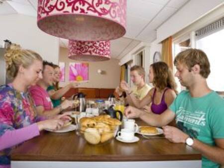 Breakfast in a holiday home at Landal Heideheuvel holiday park