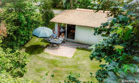 Set in the garden of a chalet at the Landgoed Ruwinkel holiday park